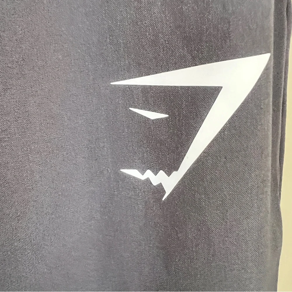 NWT Gymshark Arrival Woven Joggers, Silhouette Grey, Size S